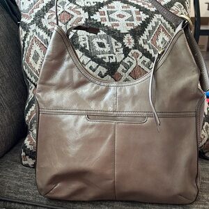 New with tag gravel color HoBo shoulder bad 100% genuine leather large size